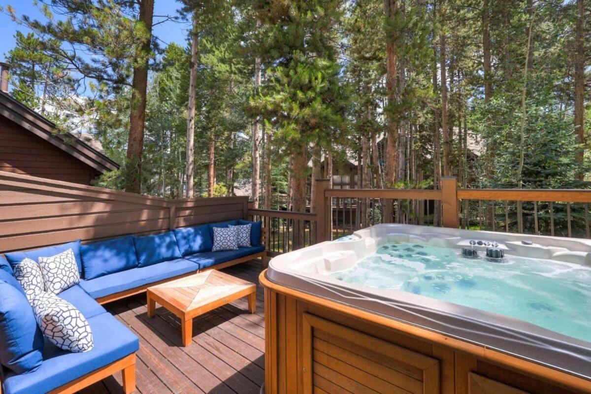Luxury Modern Townhome Steps To Ski Lifts And Downtown With Nature At Your Patio Breckenridge Exterior foto